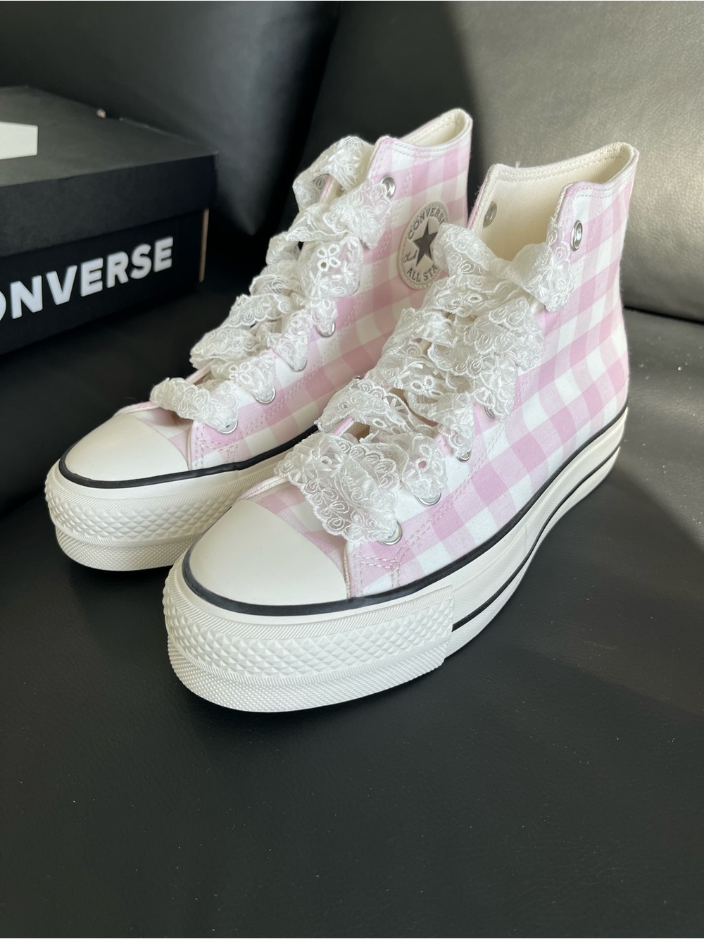 Converse High Top Sneakers Pink and White Gingham Women’s Size US 8 - Picture 2 of 10